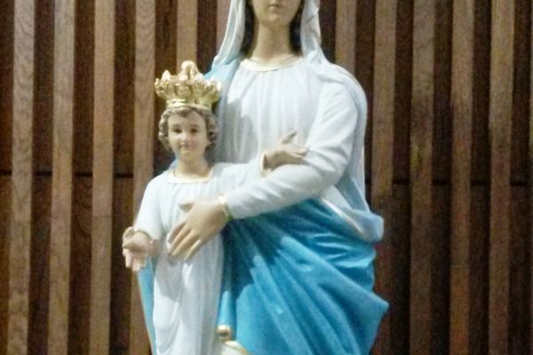 blessedvirginmarywithchildjesusdab62764-6722-49f6-90b7-792fc3dbdd585F059FC0-CF8E-AA8A-E743-20154C5334B8.jpg